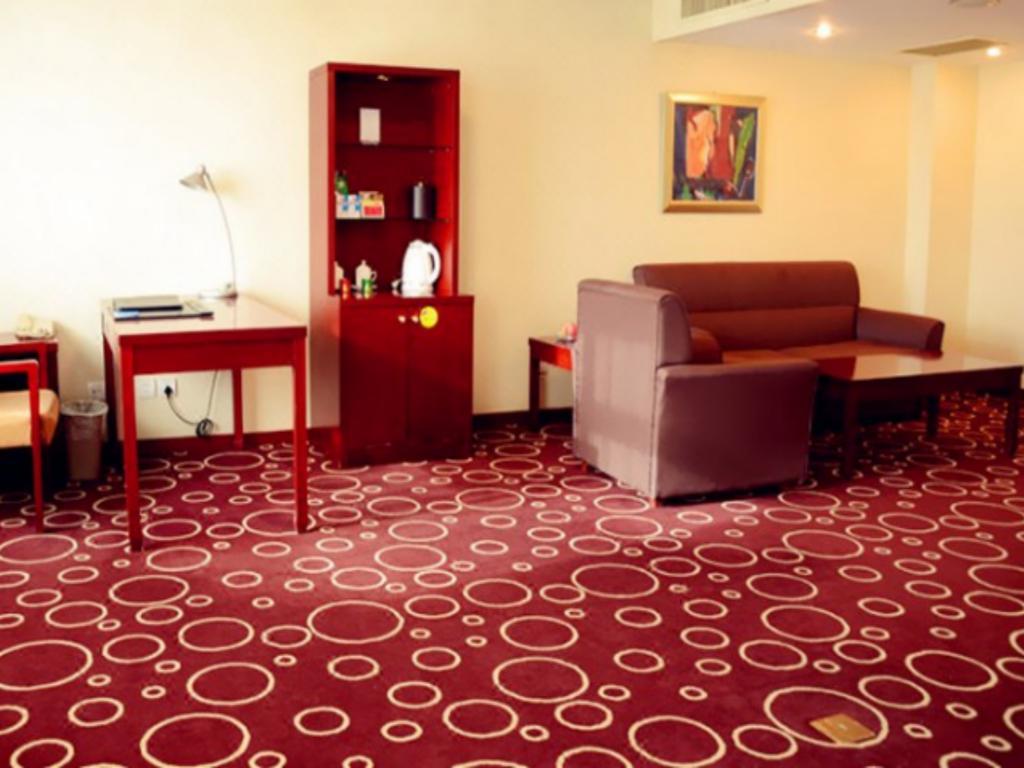 Hotel Spring 4*