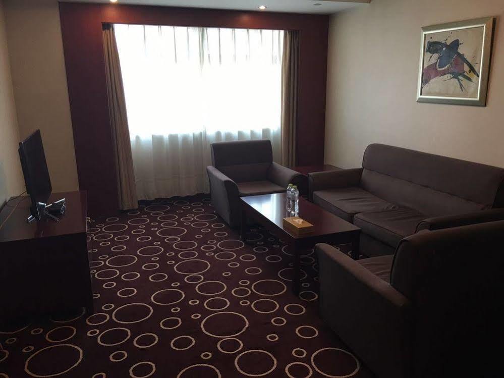 Hotel Spring